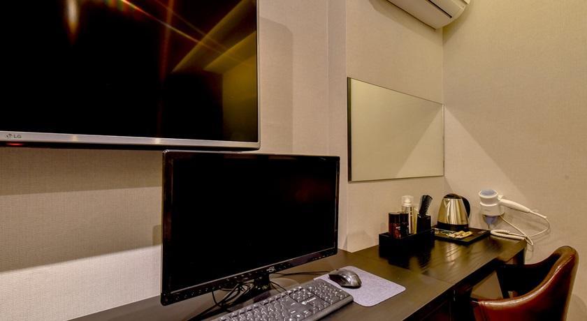 French code Hotel Changwon Buitenkant foto
