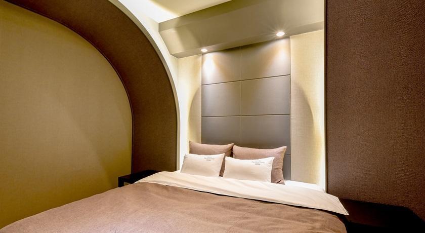 French code Hotel Changwon Buitenkant foto