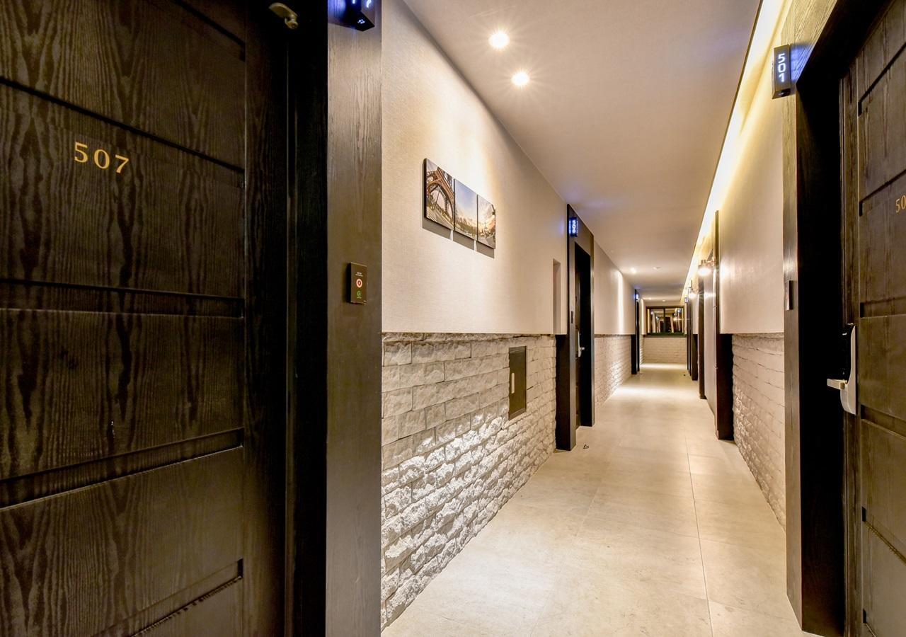 French code Hotel Changwon Buitenkant foto