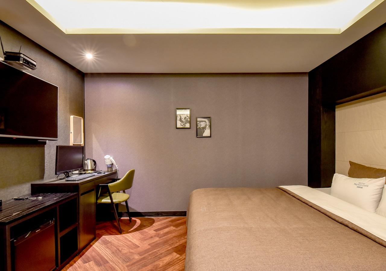 French code Hotel Changwon Buitenkant foto